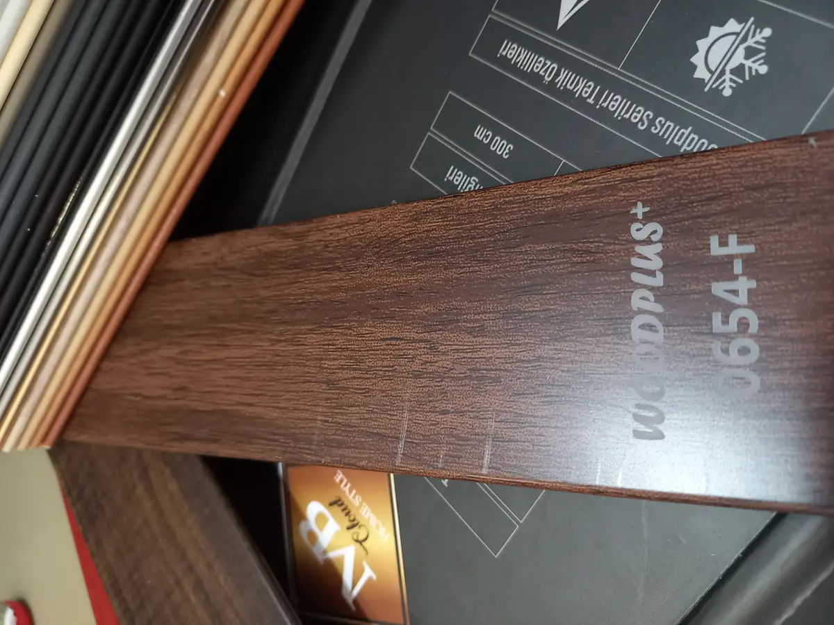 MB 0654F AHŞAP JALUZİ