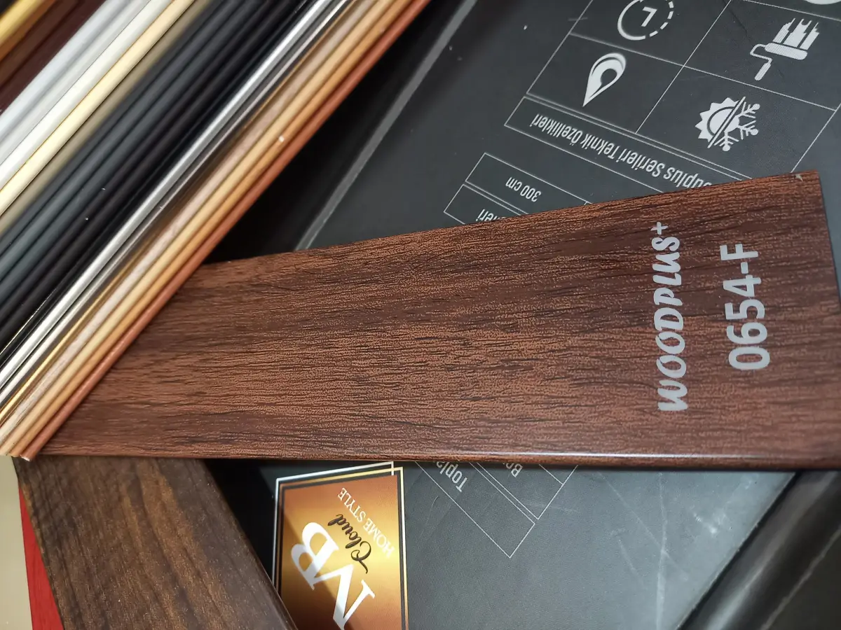 MB 0654F AHŞAP JALUZİ