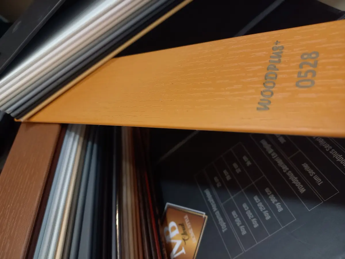 MB 0528 AHŞAP JALUZİ